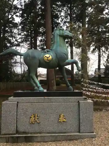 神明社の狛犬