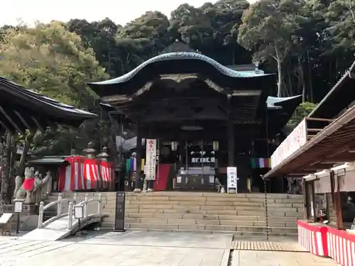 由加山 由加神社本宮の本殿