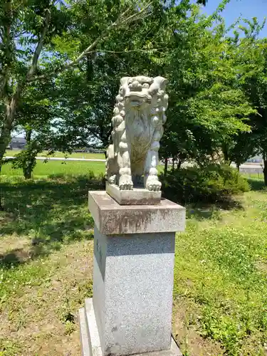 八幡神社の狛犬