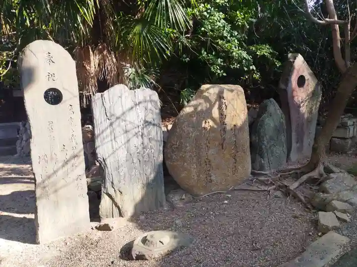 安居神社の末社・摂社