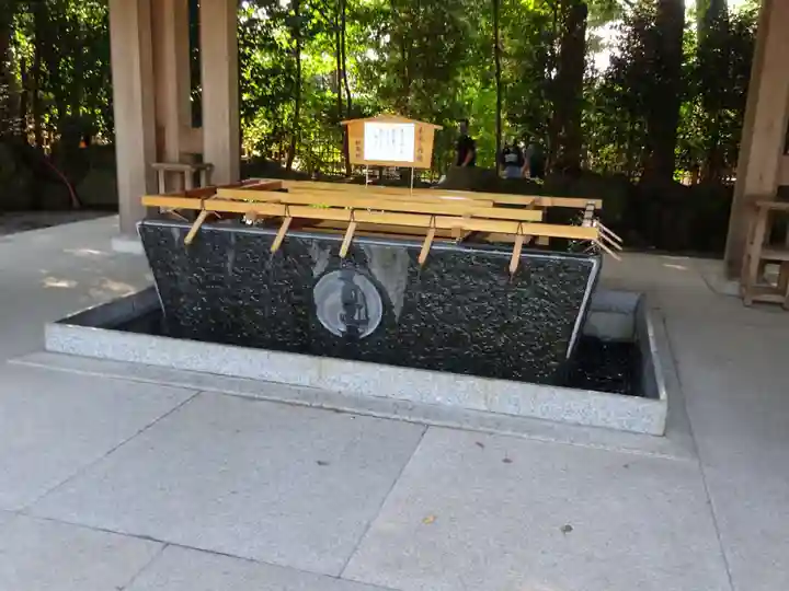 寒川神社の手水舎