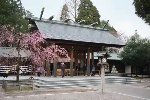 射水神社の本殿・本堂