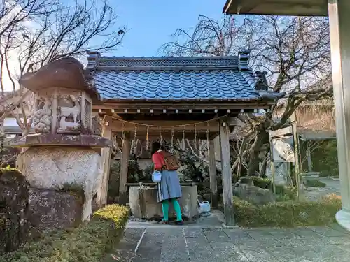 石薬師寺の手水舎