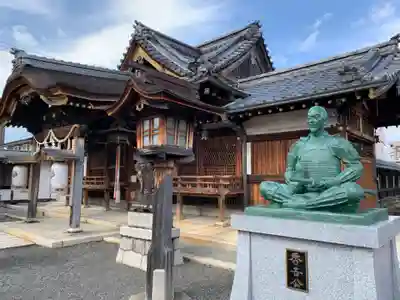 豊国神社の本殿・本堂