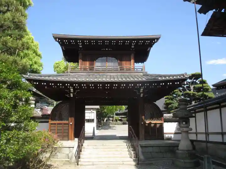 大谷本廟の山門・神門