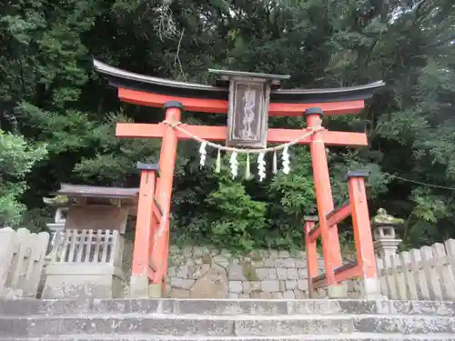 朝代神社の鳥居