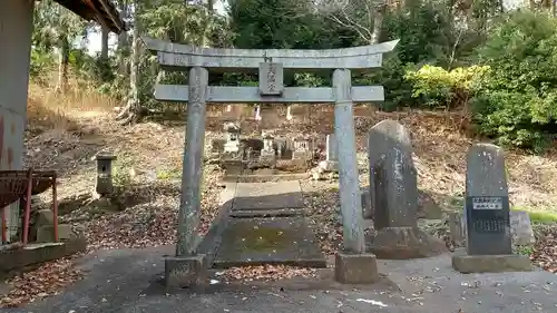 八雲神社(田中町)の末社