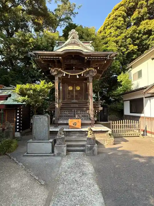 貴船神社の{uncategorized: "未分類", other: "その他", undefined: "問題あり", building: "その他建物", grave: "お墓", sacred_gate: "鳥居", guardian: "狛犬", statue: "像", buddha: "仏像", history: "歴史", nature: "自然", garden: "庭園", animal: "動物", pagoda: "塔", temizu: "手水舎", mountain_gate: "山門・神門", sanctuary: "本殿・本堂", subordinate: "末社・摂社", art: "芸術", scenery: "景色", jizo: "地蔵", ema: "絵馬", goshuin: "御朱印", omikuji: "おみくじ", items: "授与品その他", amulet: "お守り", goshuincho: "御朱印帳", eats: "食事", festival: "お祭り", votive_dance: "神楽", shichigosan: "七五三参", wedding: "結婚式", experience: "体験その他", initially: "初詣", around: "周辺", anti_infection: "感染症対策"}
