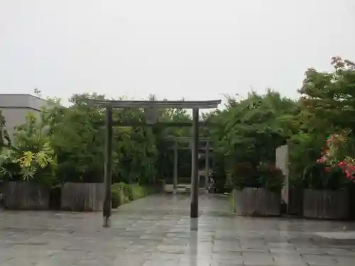 鉄道神社の鳥居