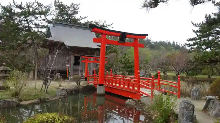 高山稲荷神社(青森県)