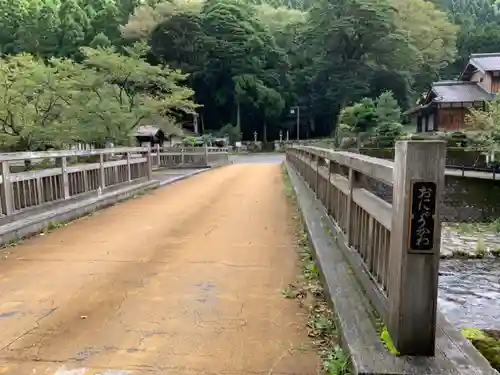 白石神社（若狭彦神社境外末社）の建物その他