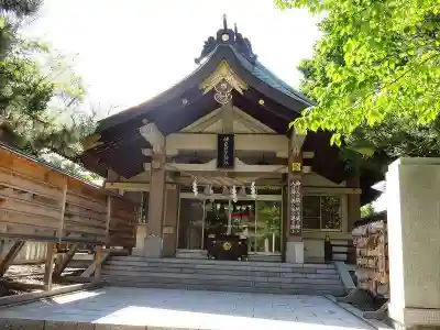 彌彦神社　(伊夜日子神社)の本殿・本堂