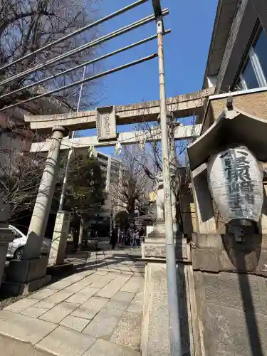 小野照崎神社の{uncategorized: "未分類", other: "その他", undefined: "問題あり", building: "その他建物", grave: "お墓", sacred_gate: "鳥居", guardian: "狛犬", statue: "像", buddha: "仏像", history: "歴史", nature: "自然", garden: "庭園", animal: "動物", pagoda: "塔", temizu: "手水舎", mountain_gate: "山門・神門", sanctuary: "本殿・本堂", subordinate: "末社・摂社", art: "芸術", scenery: "景色", jizo: "地蔵", ema: "絵馬", goshuin: "御朱印", omikuji: "おみくじ", items: "授与品その他", amulet: "お守り", goshuincho: "御朱印帳", eats: "食事", festival: "お祭り", votive_dance: "神楽", shichigosan: "七五三参", wedding: "結婚式", experience: "体験その他", initially: "初詣", around: "周辺", anti_infection: "感染症対策"}