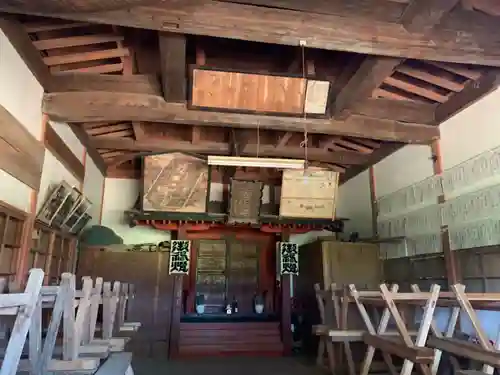 鶴沼神社の本殿・本堂
