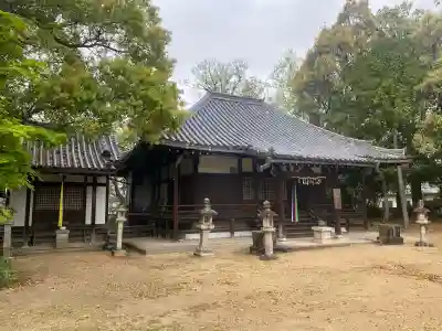 秦楽寺の{uncategorized: "未分類", other: "その他", undefined: "問題あり", building: "その他建物", grave: "お墓", sacred_gate: "鳥居", guardian: "狛犬", statue: "像", buddha: "仏像", history: "歴史", nature: "自然", garden: "庭園", animal: "動物", pagoda: "塔", temizu: "手水舎", mountain_gate: "山門・神門", sanctuary: "本殿・本堂", subordinate: "末社・摂社", art: "芸術", scenery: "景色", jizo: "地蔵", ema: "絵馬", goshuin: "御朱印", omikuji: "おみくじ", items: "授与品その他", amulet: "お守り", goshuincho: "御朱印帳", eats: "食事", festival: "お祭り", votive_dance: "神楽", shichigosan: "七五三参", wedding: "結婚式", experience: "体験その他", initially: "初詣", around: "周辺", anti_infection: "感染症対策"}