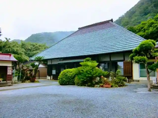 大聖院(高塚不動尊)の本殿・本堂