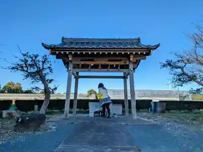素盞嗚神社（樽井町宮前）の手水舎