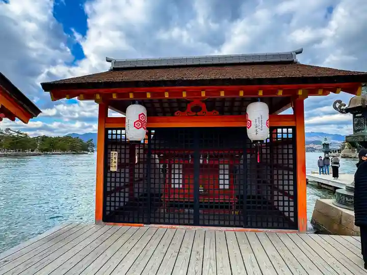 厳島神社(広島県)
