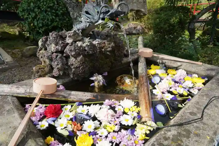 曹洞宗 永松山 龍泉寺の手水舎