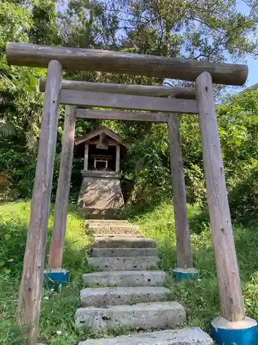 御嶽稲荷神社の鳥居