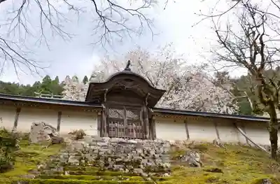 常照皇寺の山門・神門