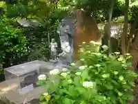 成就院の手水舎