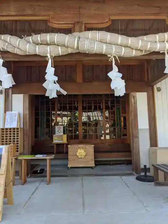 御嶽神社茅萱宮の本殿・本堂