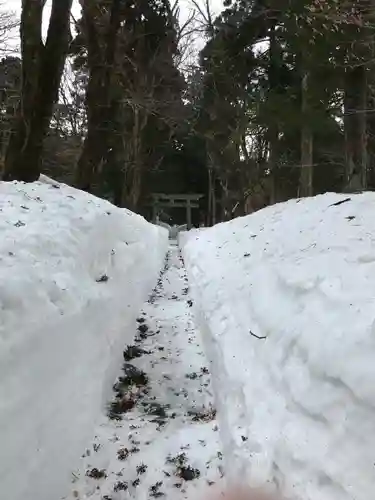 大神山神社奥宮の建物その他