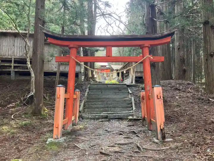 丹内山神社(岩手県)