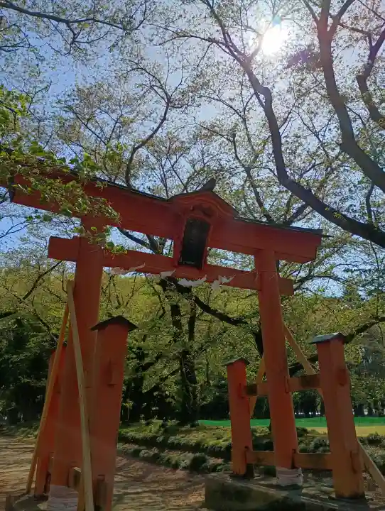 東蕗田天満社の{uncategorized: "未分類", other: "その他", undefined: "問題あり", building: "その他建物", grave: "お墓", sacred_gate: "鳥居", guardian: "狛犬", statue: "像", buddha: "仏像", history: "歴史", nature: "自然", garden: "庭園", animal: "動物", pagoda: "塔", temizu: "手水舎", mountain_gate: "山門・神門", sanctuary: "本殿・本堂", subordinate: "末社・摂社", art: "芸術", scenery: "景色", jizo: "地蔵", ema: "絵馬", goshuin: "御朱印", omikuji: "おみくじ", items: "授与品その他", amulet: "お守り", goshuincho: "御朱印帳", eats: "食事", festival: "お祭り", votive_dance: "神楽", shichigosan: "七五三参", wedding: "結婚式", experience: "体験その他", initially: "初詣", around: "周辺", anti_infection: "感染症対策"}