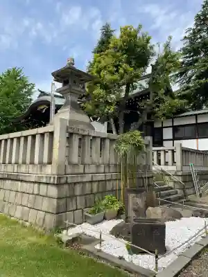尾久八幡神社の{uncategorized: "未分類", other: "その他", undefined: "問題あり", building: "その他建物", grave: "お墓", sacred_gate: "鳥居", guardian: "狛犬", statue: "像", buddha: "仏像", history: "歴史", nature: "自然", garden: "庭園", animal: "動物", pagoda: "塔", temizu: "手水舎", mountain_gate: "山門・神門", sanctuary: "本殿・本堂", subordinate: "末社・摂社", art: "芸術", scenery: "景色", jizo: "地蔵", ema: "絵馬", goshuin: "御朱印", omikuji: "おみくじ", items: "授与品その他", amulet: "お守り", goshuincho: "御朱印帳", eats: "食事", festival: "お祭り", votive_dance: "神楽", shichigosan: "七五三参", wedding: "結婚式", experience: "体験その他", initially: "初詣", around: "周辺", anti_infection: "感染症対策"}