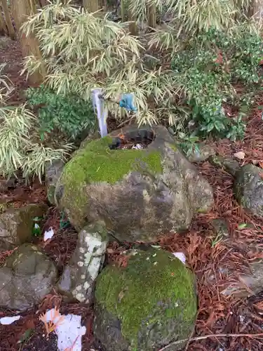 朝鳥大明神の手水