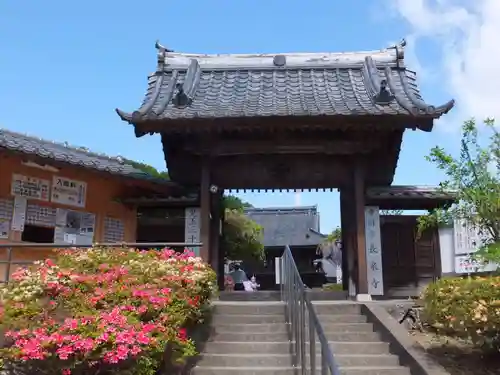 長泉寺の山門・神門