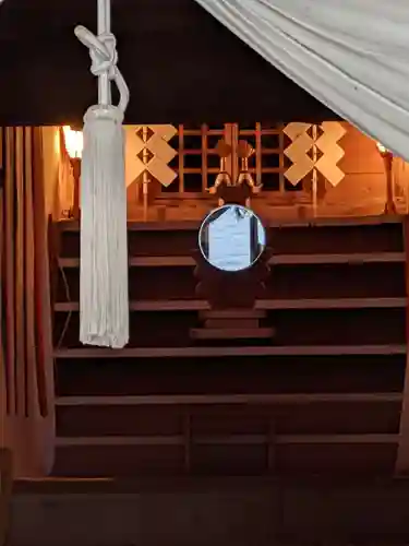 御座石神社の本殿・本堂