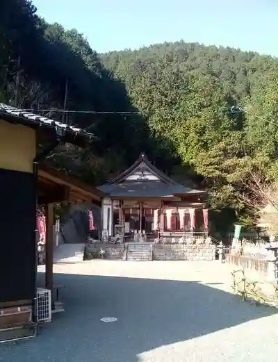 千鶴寺の本殿