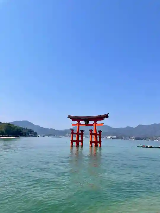 厳島神社(広島県)