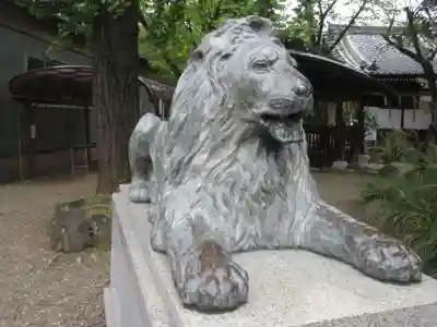 三囲神社の狛犬