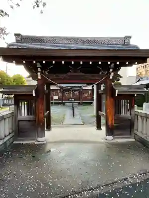 多賀神社の{uncategorized: "未分類", other: "その他", undefined: "問題あり", building: "その他建物", grave: "お墓", sacred_gate: "鳥居", guardian: "狛犬", statue: "像", buddha: "仏像", history: "歴史", nature: "自然", garden: "庭園", animal: "動物", pagoda: "塔", temizu: "手水舎", mountain_gate: "山門・神門", sanctuary: "本殿・本堂", subordinate: "末社・摂社", art: "芸術", scenery: "景色", jizo: "地蔵", ema: "絵馬", goshuin: "御朱印", omikuji: "おみくじ", items: "授与品その他", amulet: "お守り", goshuincho: "御朱印帳", eats: "食事", festival: "お祭り", votive_dance: "神楽", shichigosan: "七五三参", wedding: "結婚式", experience: "体験その他", initially: "初詣", around: "周辺", anti_infection: "感染症対策"}
