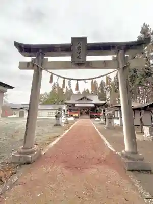 八坂神社の{uncategorized: "未分類", other: "その他", undefined: "問題あり", building: "その他建物", grave: "お墓", sacred_gate: "鳥居", guardian: "狛犬", statue: "像", buddha: "仏像", history: "歴史", nature: "自然", garden: "庭園", animal: "動物", pagoda: "塔", temizu: "手水舎", mountain_gate: "山門・神門", sanctuary: "本殿・本堂", subordinate: "末社・摂社", art: "芸術", scenery: "景色", jizo: "地蔵", ema: "絵馬", goshuin: "御朱印", omikuji: "おみくじ", items: "授与品その他", amulet: "お守り", goshuincho: "御朱印帳", eats: "食事", festival: "お祭り", votive_dance: "神楽", shichigosan: "七五三参", wedding: "結婚式", experience: "体験その他", initially: "初詣", around: "周辺", anti_infection: "感染症対策"}