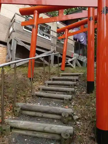 清田稲荷神社の鳥居