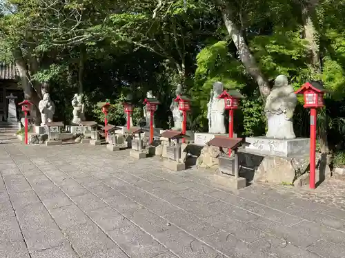 屋島寺の像