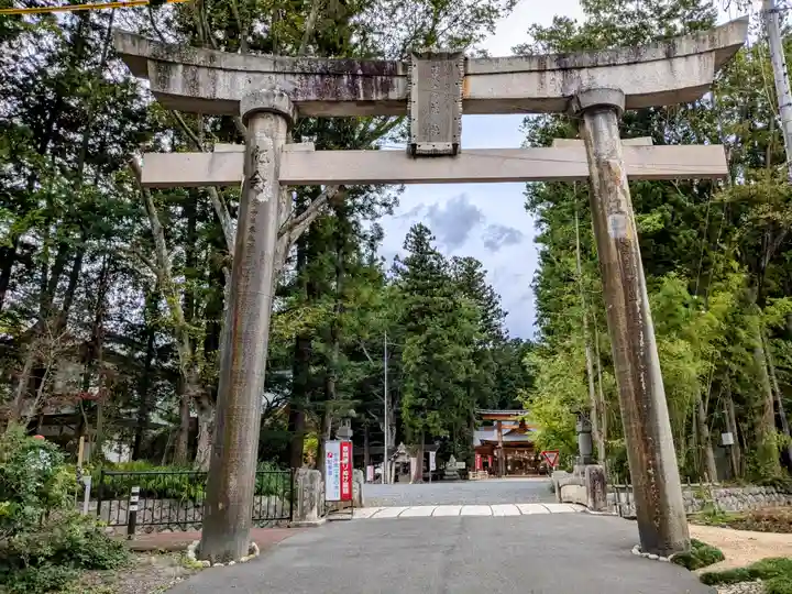 穂高神社本宮(長野県)