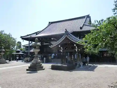 一心寺の本殿