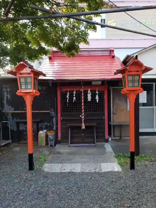 小平駅前稲荷神社(東京都)