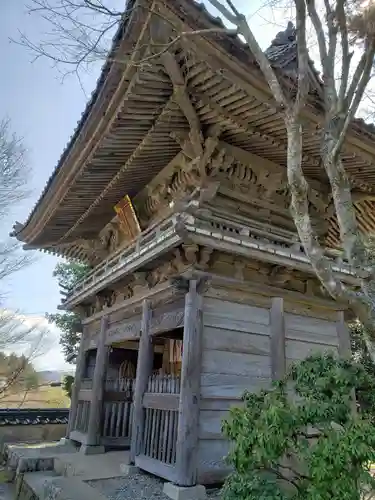 普門寺の山門