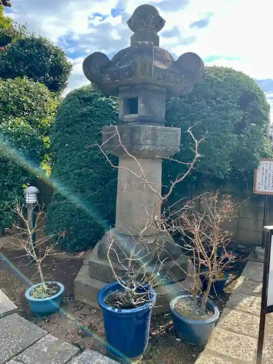 城官寺の{uncategorized: "未分類", other: "その他", undefined: "問題あり", building: "その他建物", grave: "お墓", sacred_gate: "鳥居", guardian: "狛犬", statue: "像", buddha: "仏像", history: "歴史", nature: "自然", garden: "庭園", animal: "動物", pagoda: "塔", temizu: "手水舎", mountain_gate: "山門・神門", sanctuary: "本殿・本堂", subordinate: "末社・摂社", art: "芸術", scenery: "景色", jizo: "地蔵", ema: "絵馬", goshuin: "御朱印", omikuji: "おみくじ", items: "授与品その他", amulet: "お守り", goshuincho: "御朱印帳", eats: "食事", festival: "お祭り", votive_dance: "神楽", shichigosan: "七五三参", wedding: "結婚式", experience: "体験その他", initially: "初詣", around: "周辺", anti_infection: "感染症対策"}