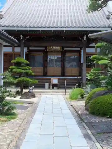 上宮寺の本殿・本堂