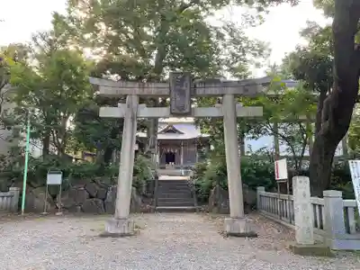 青渭神社の鳥居