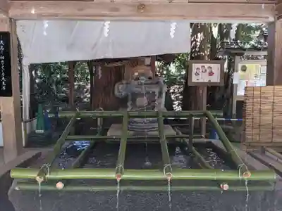 大神神社の手水舎