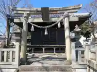 長岡神社の{uncategorized: "未分類", other: "その他", undefined: "問題あり", building: "その他建物", grave: "お墓", sacred_gate: "鳥居", guardian: "狛犬", statue: "像", buddha: "仏像", history: "歴史", nature: "自然", garden: "庭園", animal: "動物", pagoda: "塔", temizu: "手水舎", mountain_gate: "山門・神門", sanctuary: "本殿・本堂", subordinate: "末社・摂社", art: "芸術", scenery: "景色", jizo: "地蔵", ema: "絵馬", goshuin: "御朱印", omikuji: "おみくじ", items: "授与品その他", amulet: "お守り", goshuincho: "御朱印帳", eats: "食事", festival: "お祭り", votive_dance: "神楽", shichigosan: "七五三参", wedding: "結婚式", experience: "体験その他", initially: "初詣", around: "周辺", anti_infection: "感染症対策"}